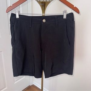 *Hollister Shorts
Men • Size M • Like new